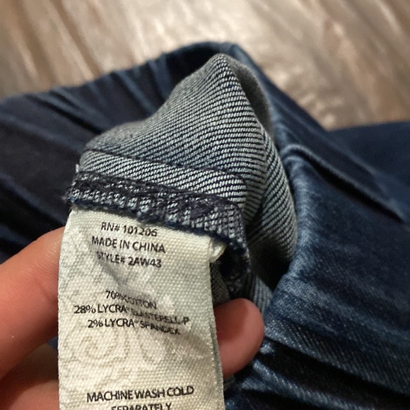 Soft surroundings stretchy pull on capris jeans - Picture 5 of 5